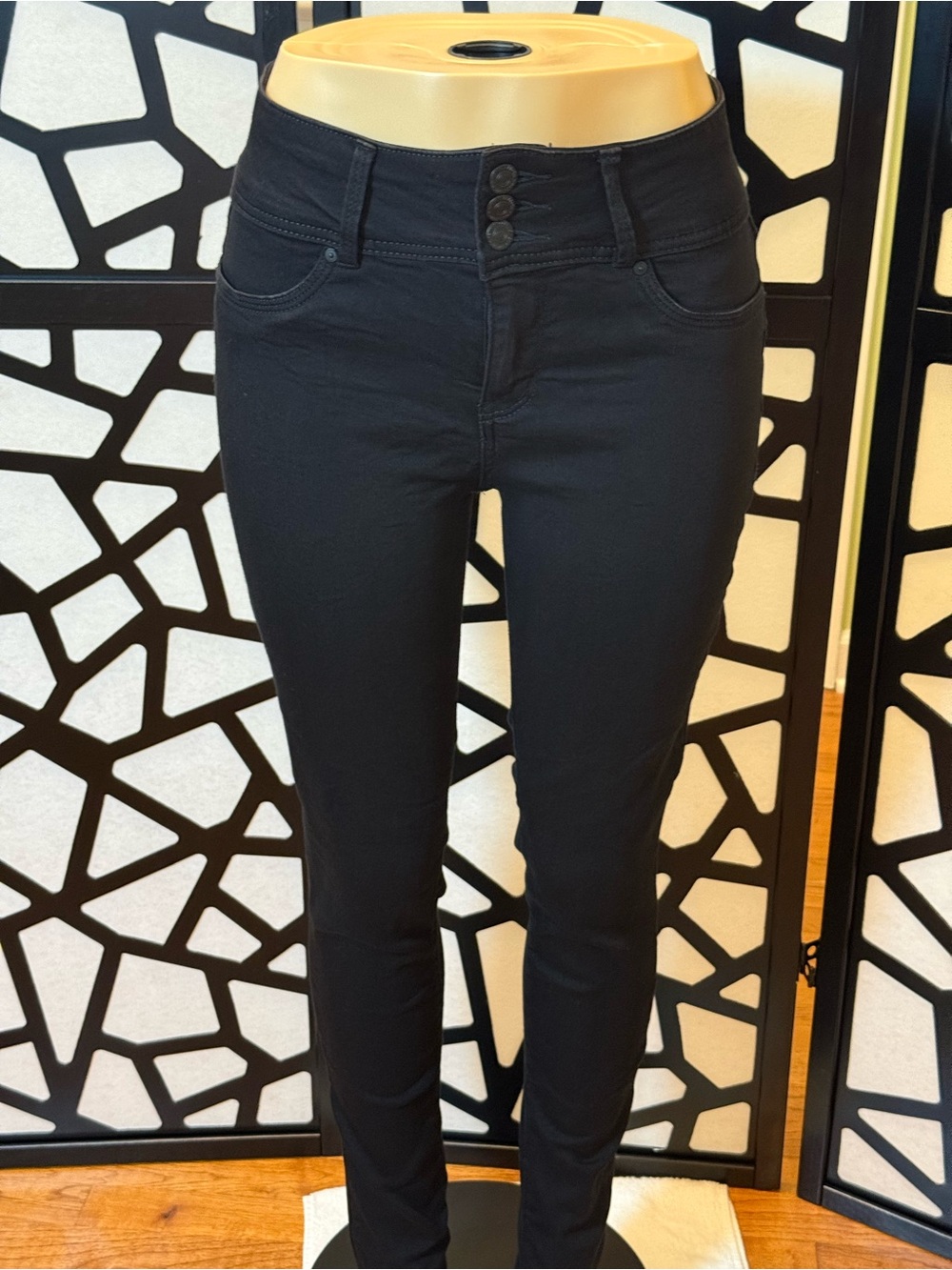 Wallflower Black High-Rise Skinny Jeans